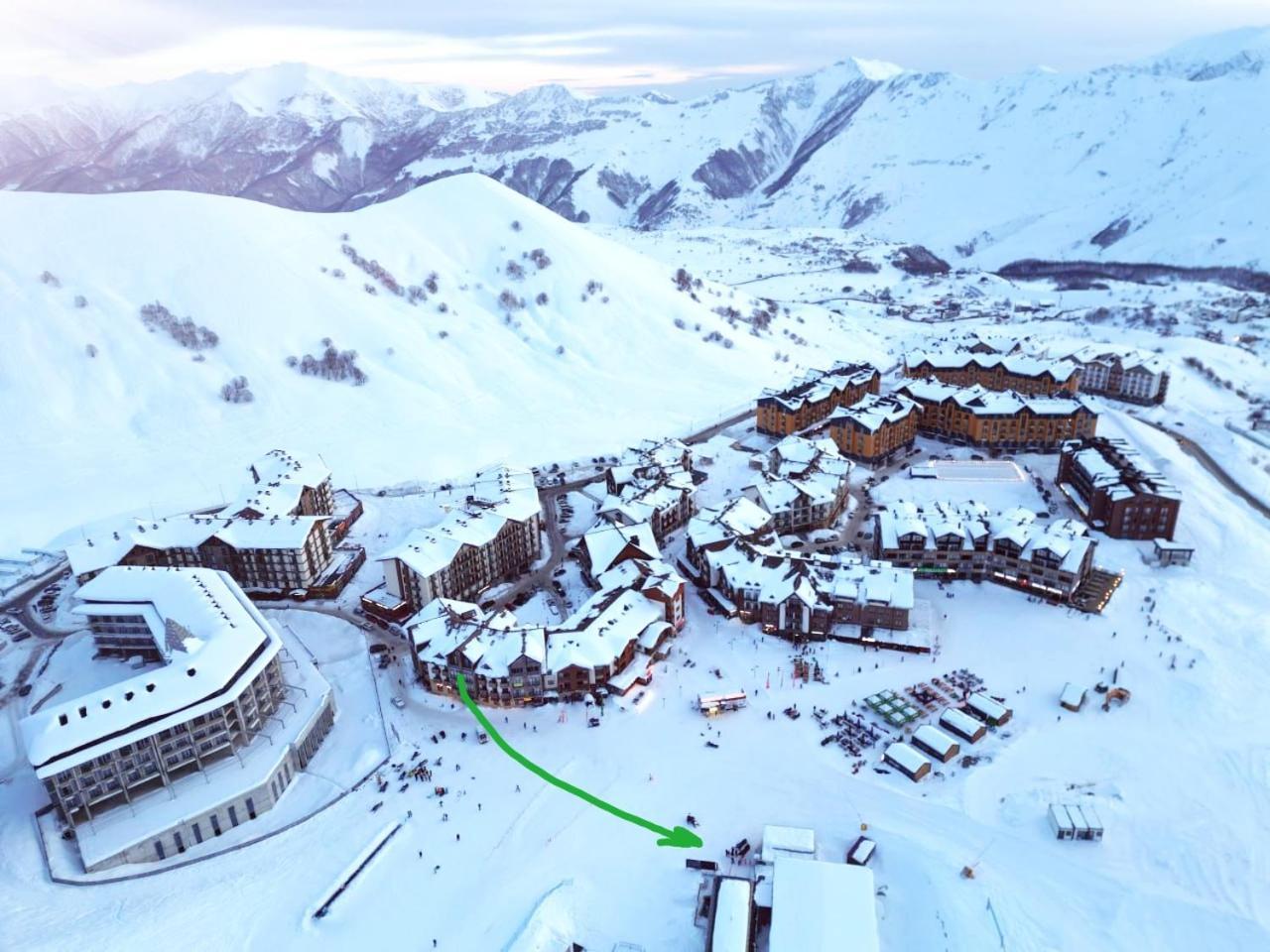 New Gudauri Apartment Near The Ski Lift エクステリア 写真